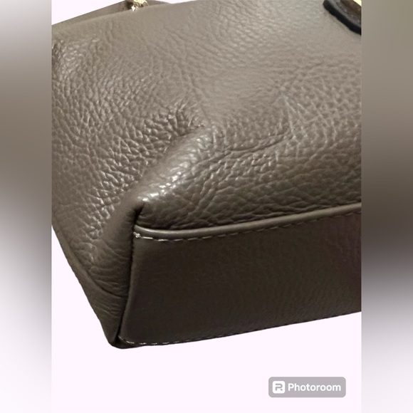 Valentina Made in Italy Genuine buttery soft leather bag/crossbody🔥 - Picture 4 of 16